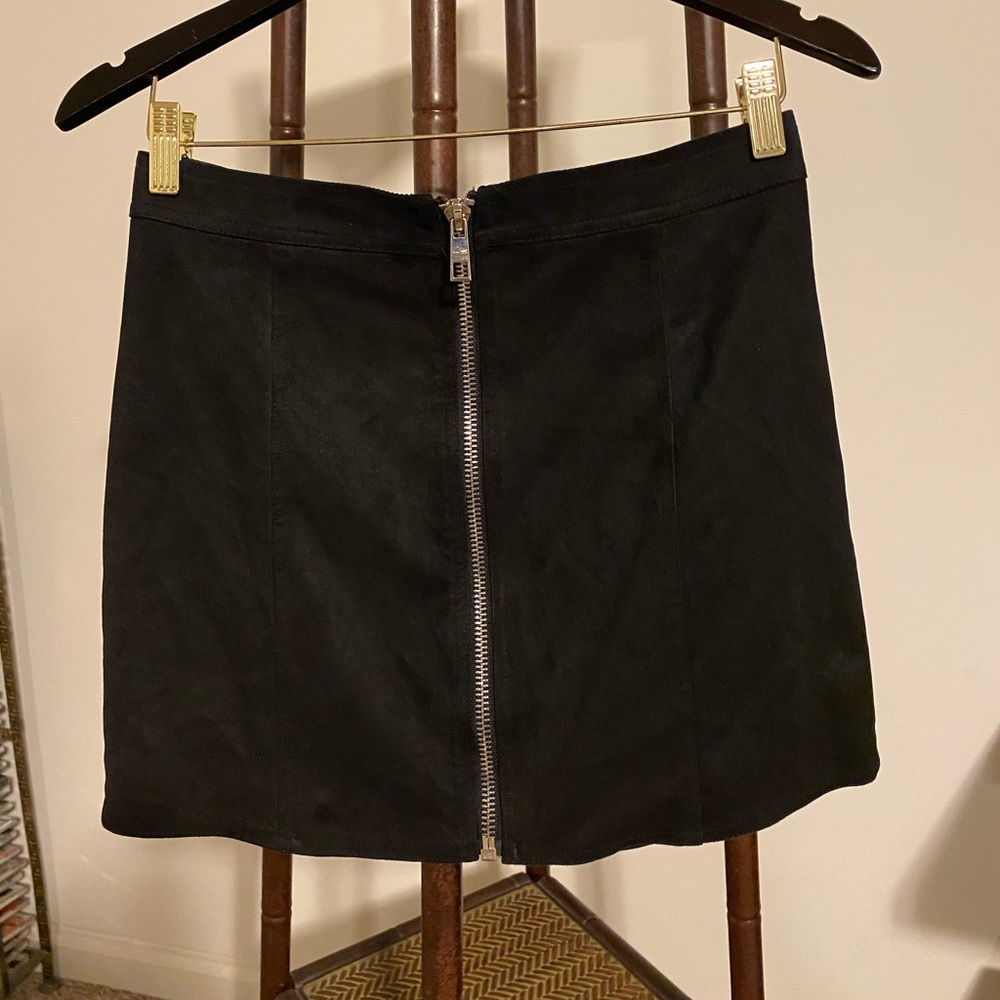 Forever 21 Black Faux Suede Skirt